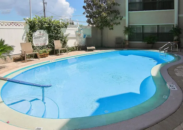 Belleair Sands 107 * Clearwater Beach
